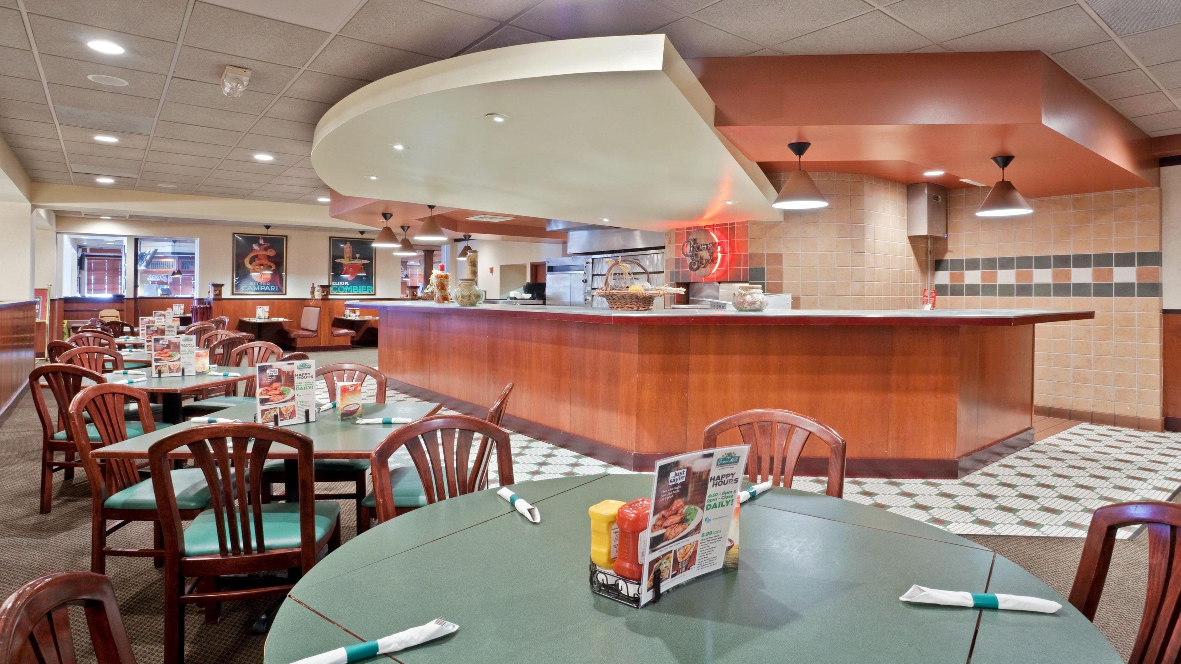 Holiday Inn Hotel & Suites Overland Park-West By Ihg Εξωτερικό φωτογραφία
