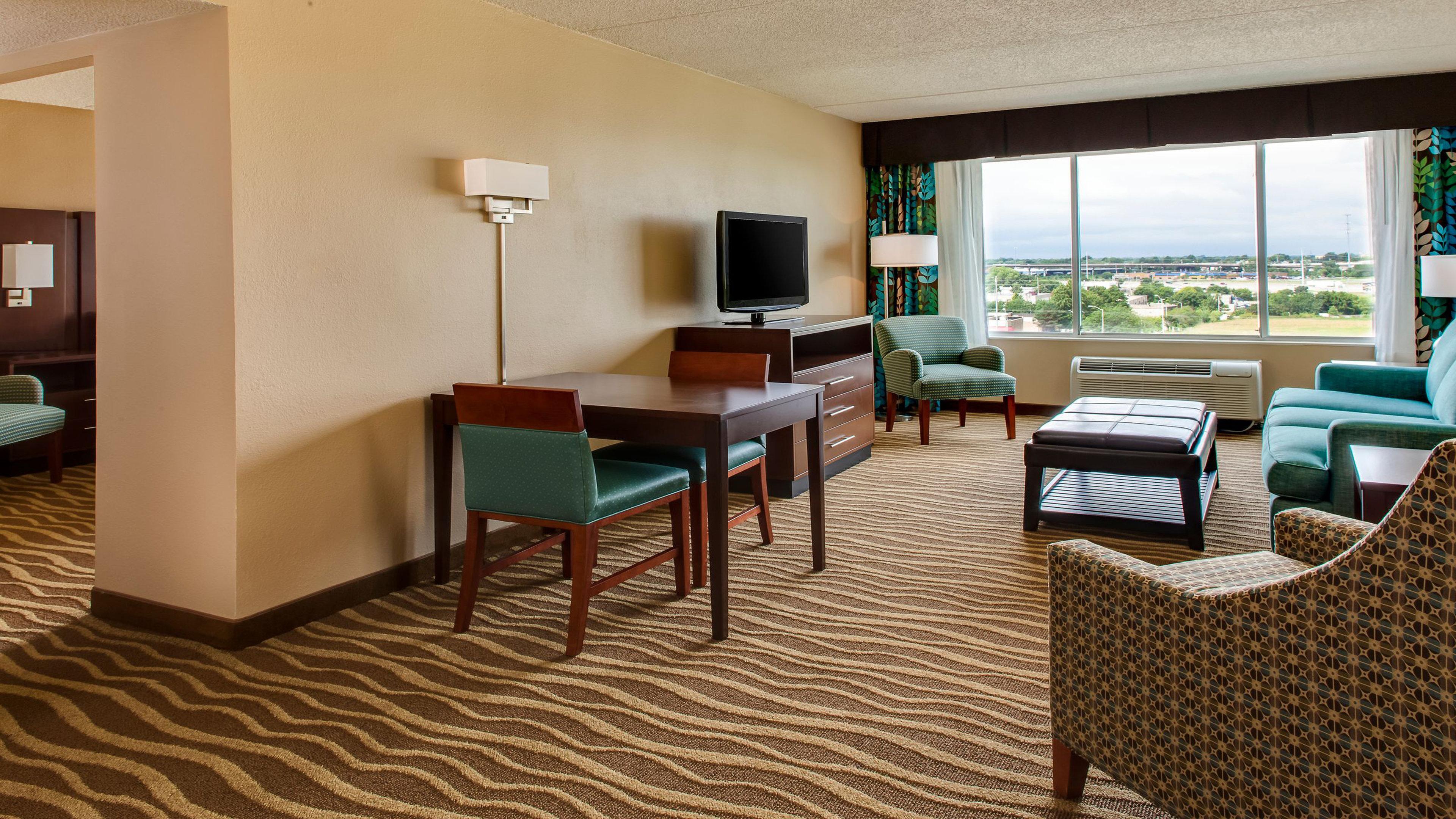 Holiday Inn Hotel & Suites Overland Park-West By Ihg Εξωτερικό φωτογραφία