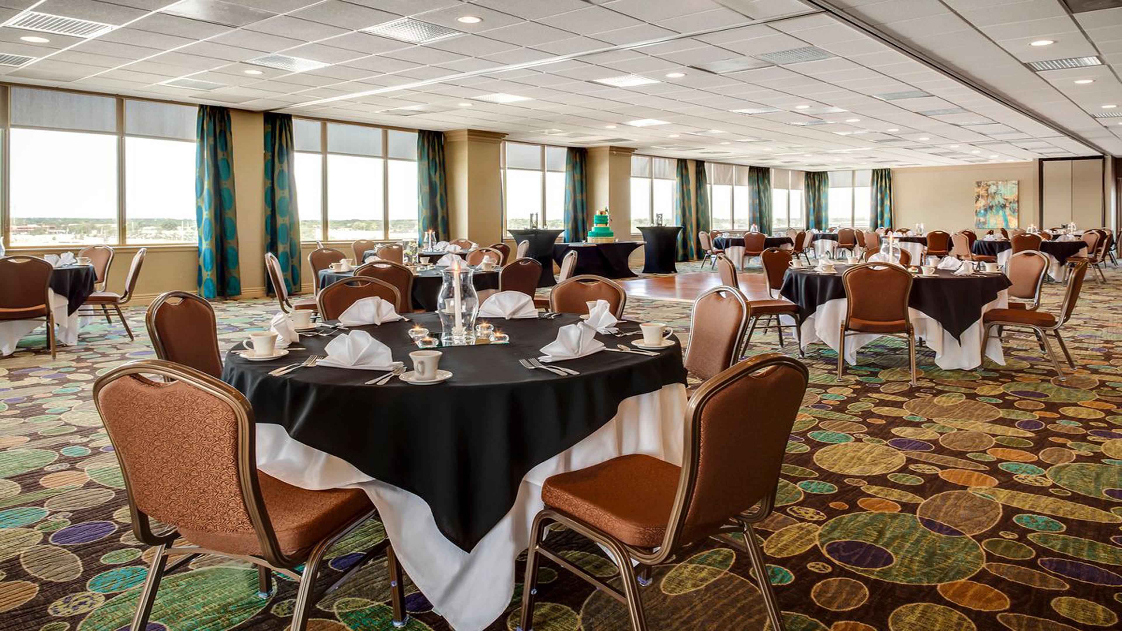 Holiday Inn Hotel & Suites Overland Park-West By Ihg Εξωτερικό φωτογραφία
